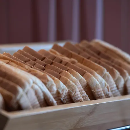 Pontos 3* سارتي