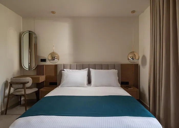 Hotel Pontos Sarti