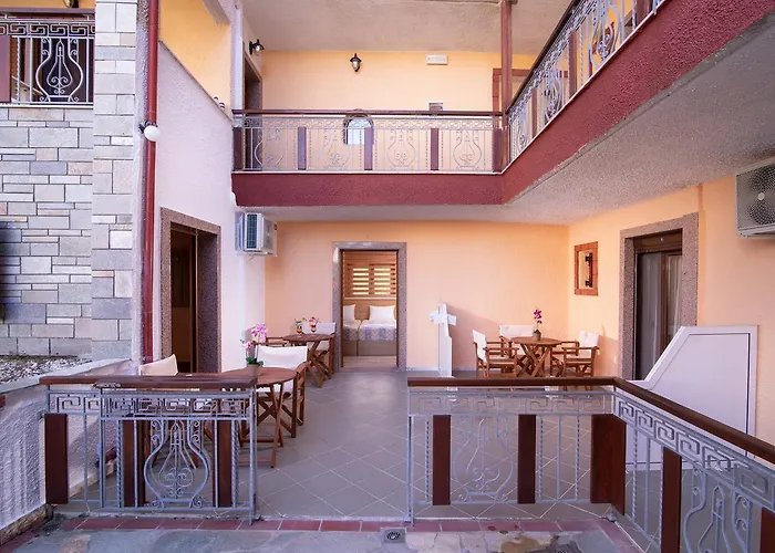Hotel Pontos Sarti